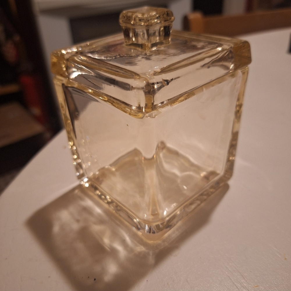 Elegant Vintage Yellow Tinted Glass 4" Cosmetic Jar w/ Lid